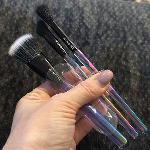 NEW WingMe 3 piece Makeup Brush Set